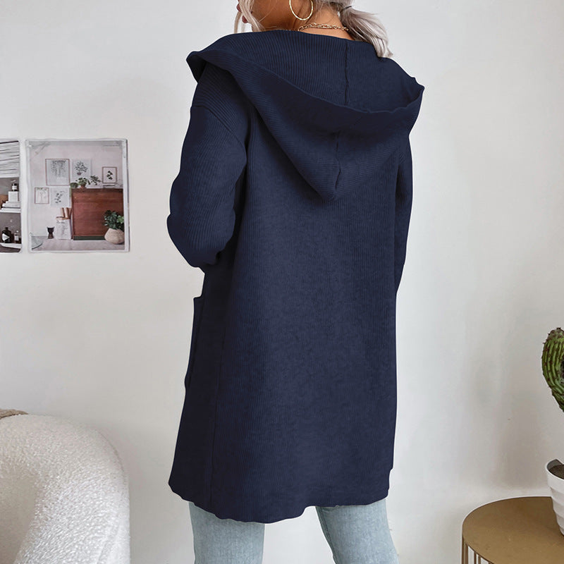 Damen Strickjacke mit tiefem V-Ausschnitt und praktischen Taschen R&B