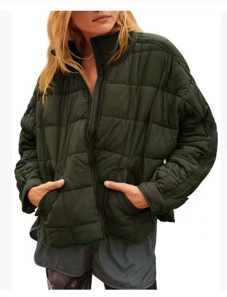 Damen Leichte Steppjacke mit hohem Kragen und praktischen Taschen R&B