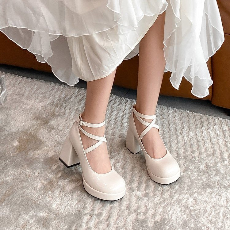Damen elegante Hochglanz-Pumps mit verstellbarem Riemen und stabiler Sohle R&B