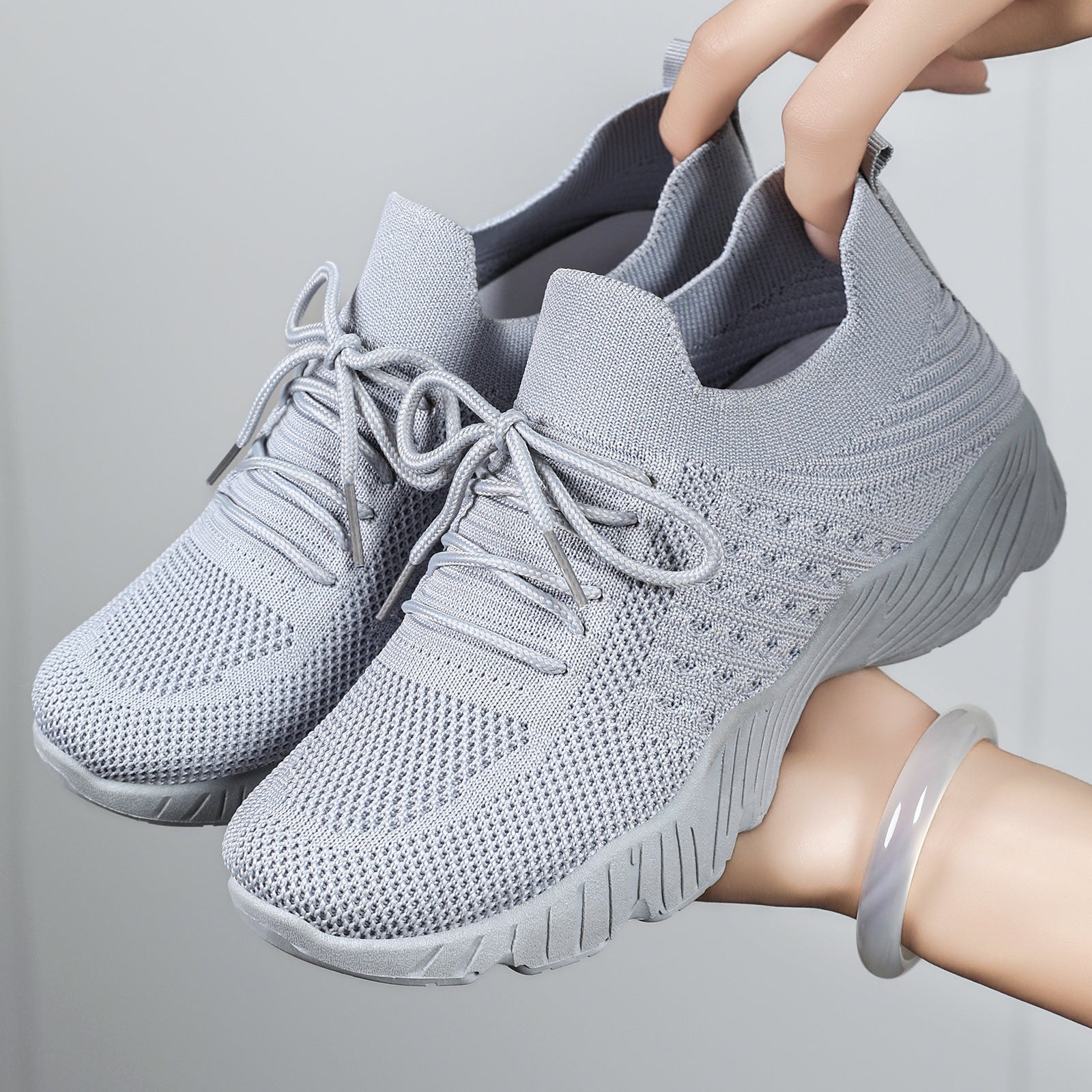 Damen atmungsaktive und flexible Fitness-Sneaker mit elastischer Schnürung R&B