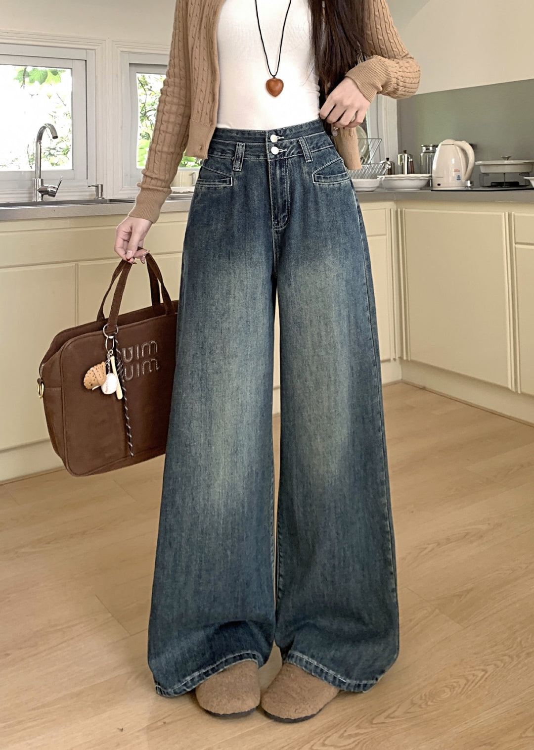 Damen Bequeme High-Waist Weitjeans mit Knopfdetail und modernen Taschen R&B