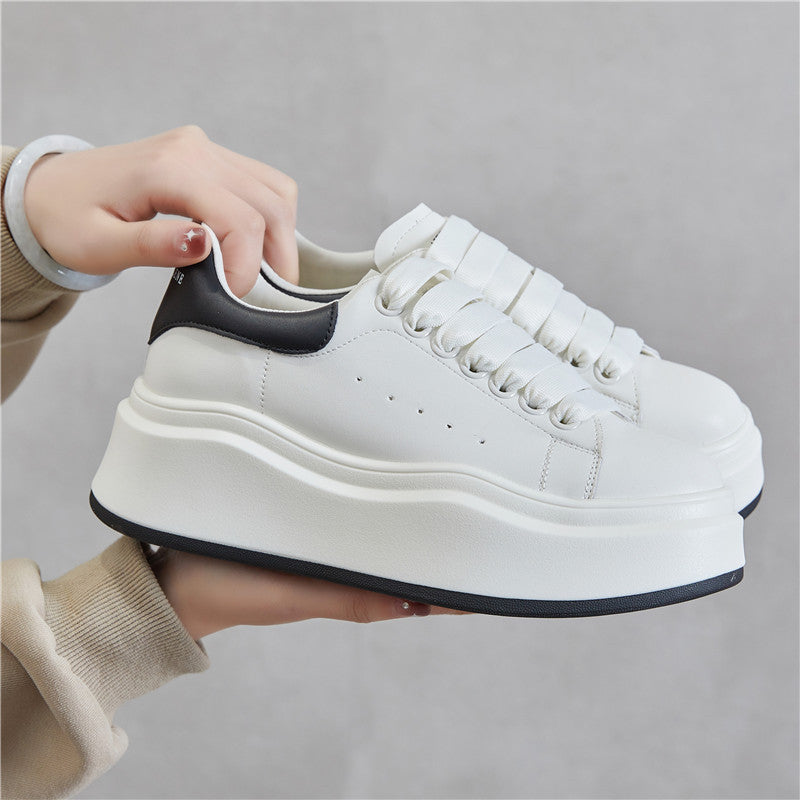 Damen Modische Plateau Sneakers mit elastischen Schnürsenkeln und trendiger Silhouette R&B