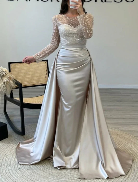 Damen Elegantes Abendkleid mit Glitzerdetails und fließendem Stoff R&B