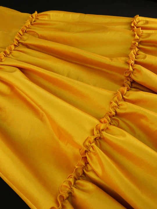 Damen Elegantes Maxikleid mit voluminösem Rock R&B