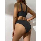 Damen Triangel-Bikini mit modischem Knotendetail und hochwertiger Textur R&B
