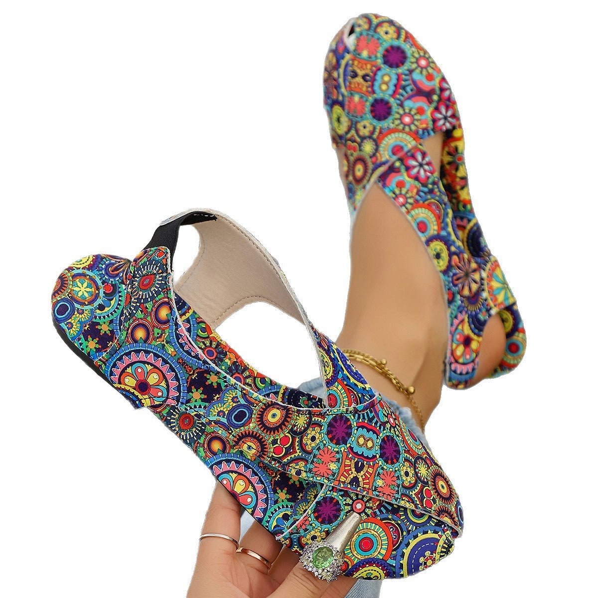 Damen Slip-On Sandalen mit buntem floralem Design und bequemer Fußbettung R&B