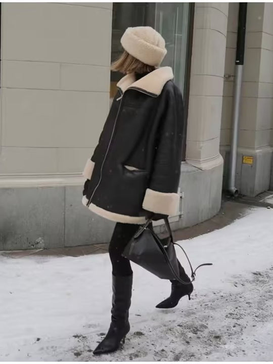 Damen Kunstlederjacke mit kuscheligem Innenfutter und hohem Kragen R&B