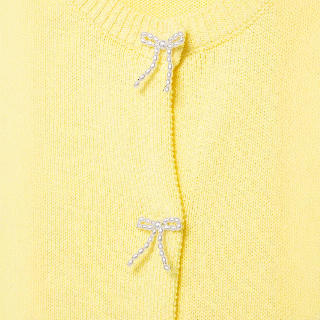 Damen elegante Strickjacke mit schimmernden Dekoknöpfen R&B