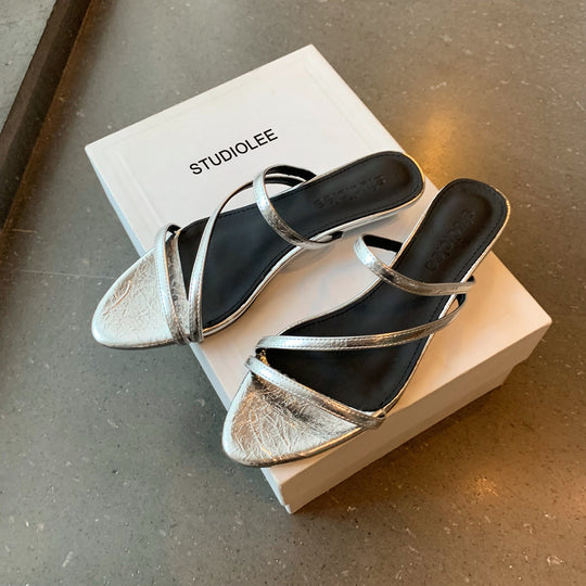 Damen Glamouröse Riemchen-Sandalen mit elegantem Metallic-Finish R&B