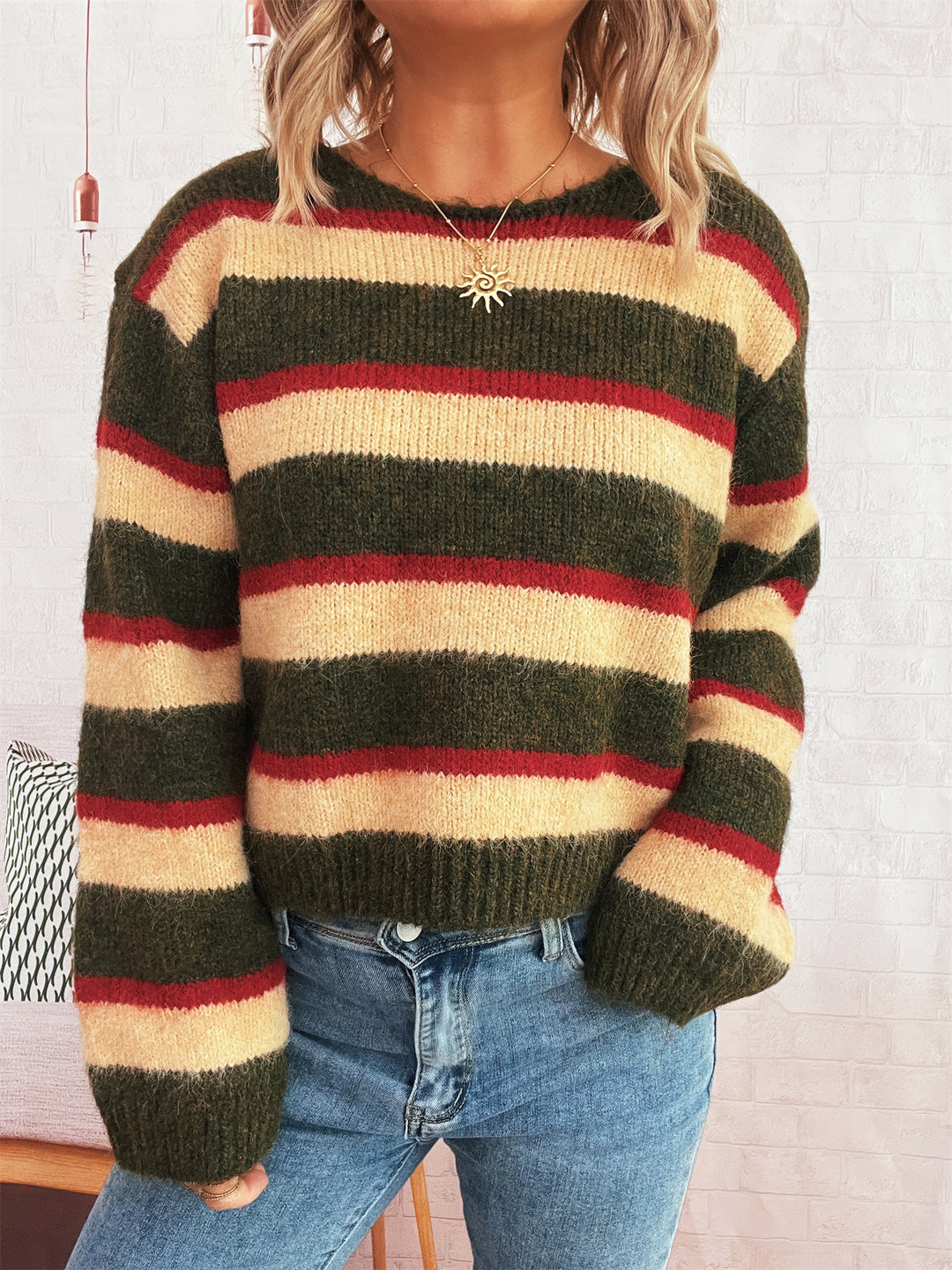 Damen gemusterter Strickpullover mit breiten Streifen und lässigem Schnitt R&B