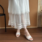 Damen elegante Mules mit zarten Spitzen-Akzenten und komfortablem Absatz R&B