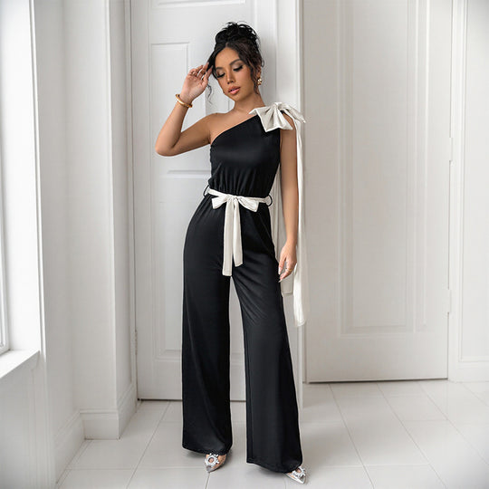 Damen eleganter Jumpsuit mit asymmetrischem Ausschnitt und dekorativem Taillengürtel R&B