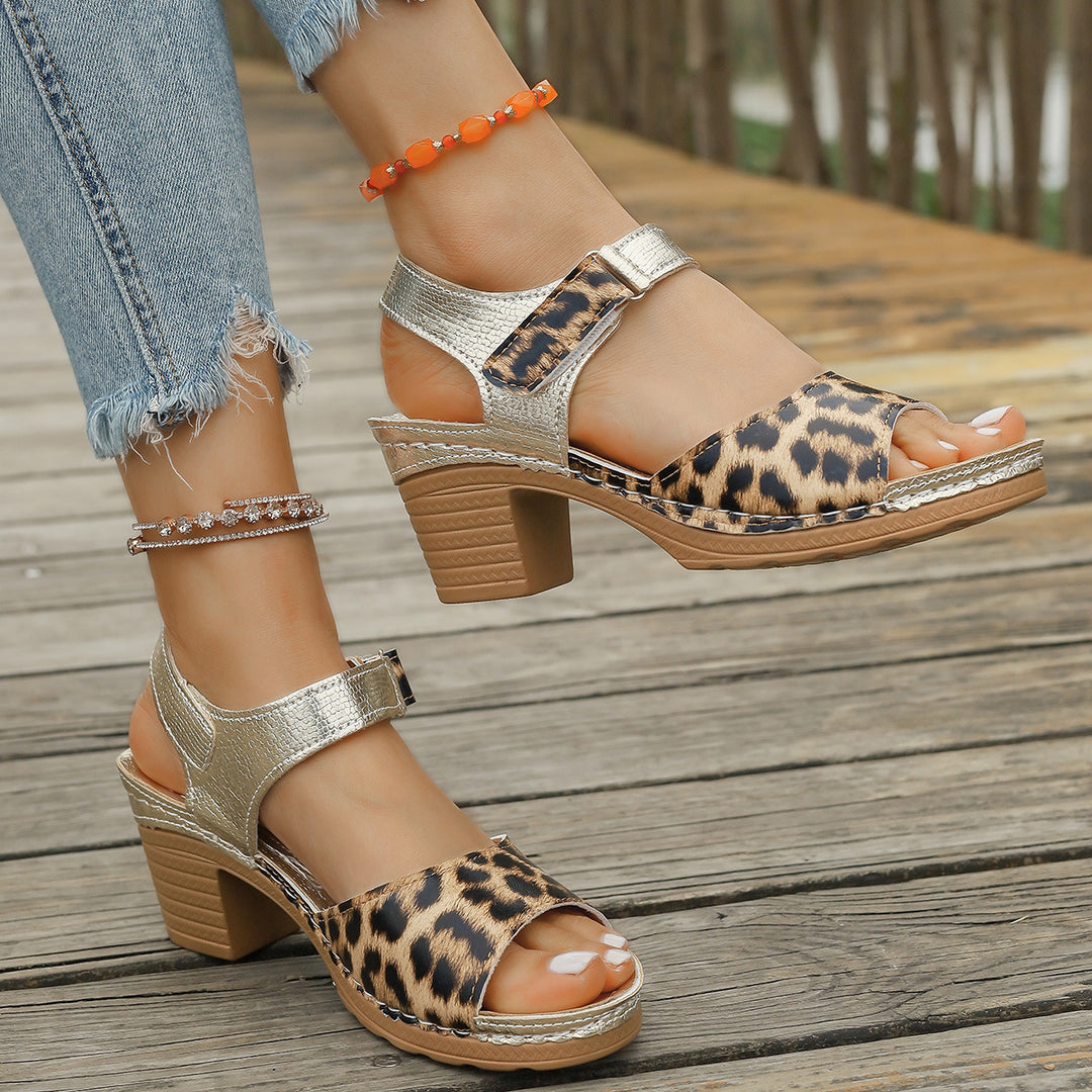 Damen Blockabsatz-Sandalen mit modischem Leopardenmuster und verstellbarem Riemen R&B