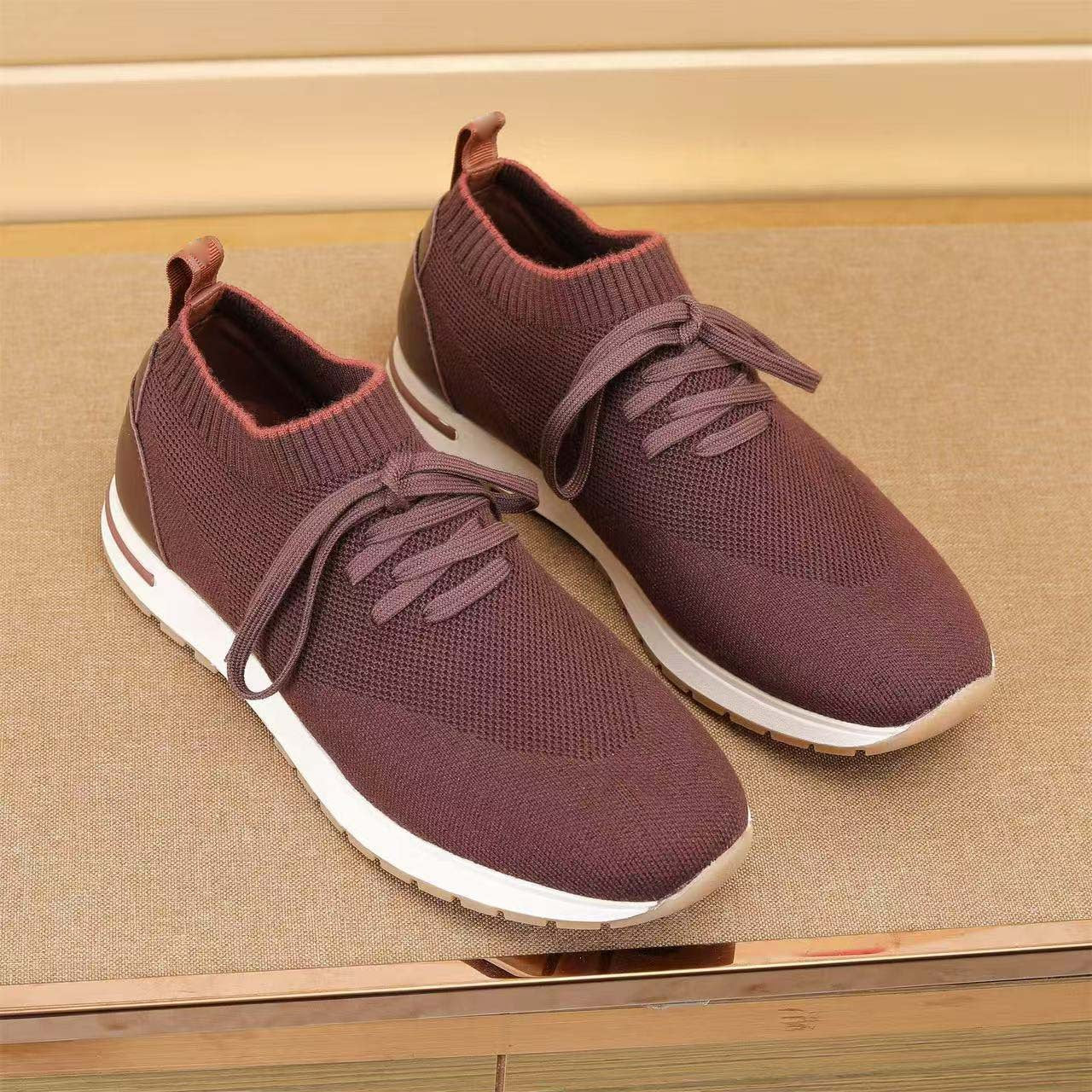 Damen Komfortable Sneaker mit atmungsaktiver Strick-Oberfläche R&B