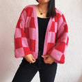 Damen lässige Strickjacke mit Karomuster und voluminösen Ärmeln R&B