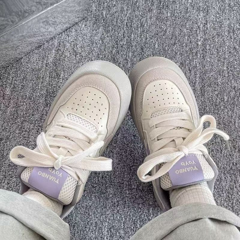 Damen Sportliche Sneaker mit komfortabler Polsterung und atmungsaktiver Oberflächenstruktur R&B
