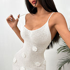 Damen Häkelkleid mit floralen Details und verführerischem V-Ausschnitt R&B