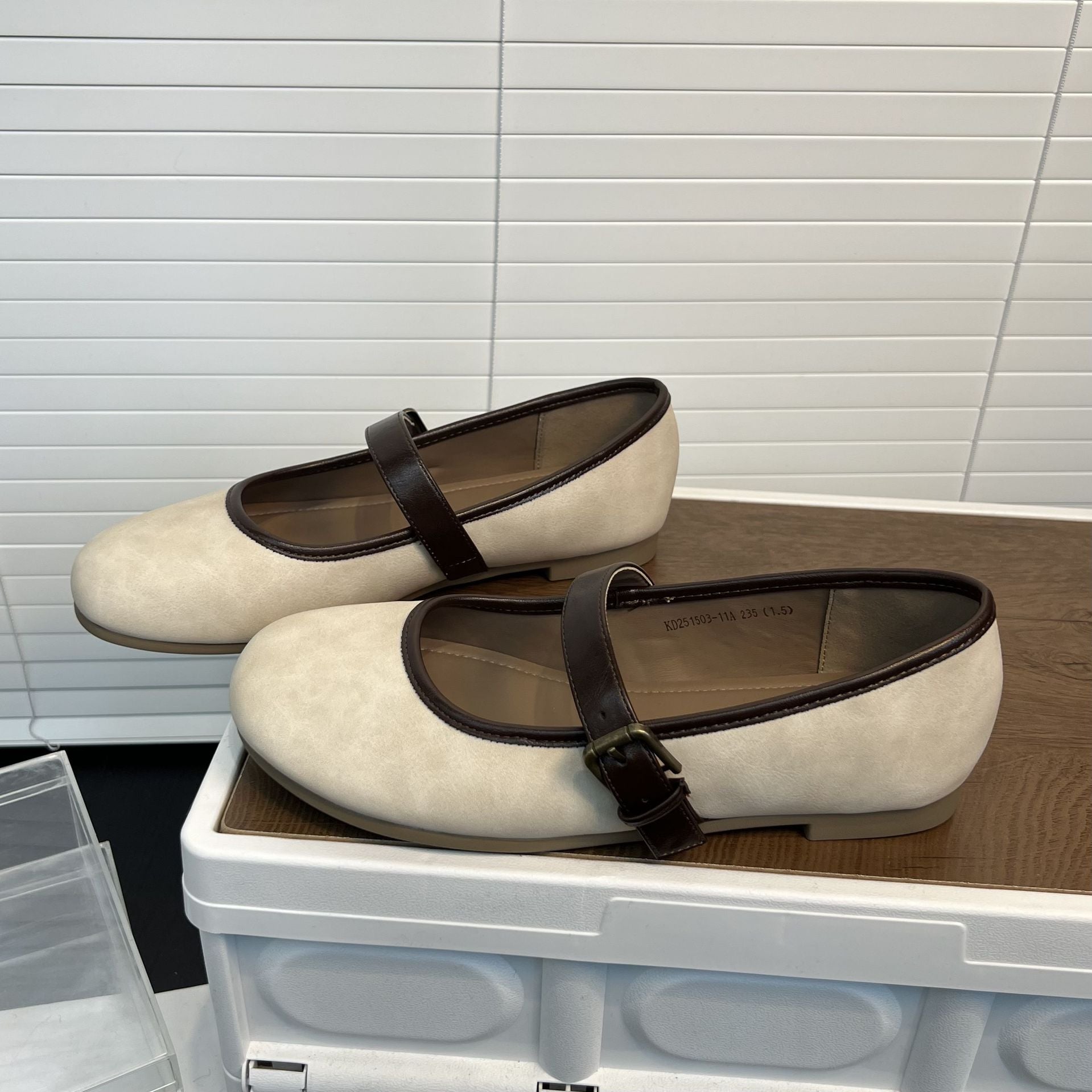 Damen Ballerinas mit modischem Riemen und ergonomischer Innensohle R&B