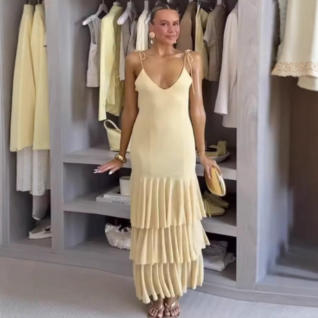 Damen Maxikleid mit voluminösen Rüschendetails und verstellbaren Spaghetti-Trägern R&B