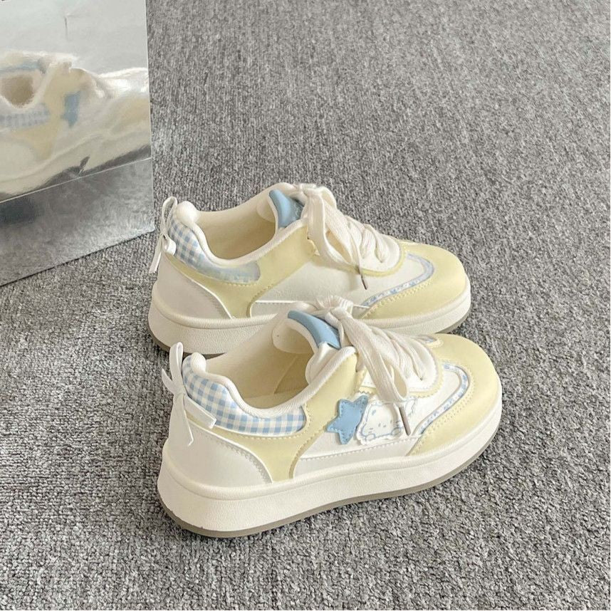 Damen Trendige Designer-Sneaker mit verspielten Details und bequemer Sohle R&B