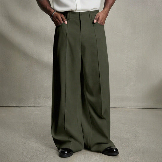 Herren nan weite Bundfaltenhose mit hoher Bundhöhe, präzisen Bügelfalten und seitlichen Eingrifftaschen R&B