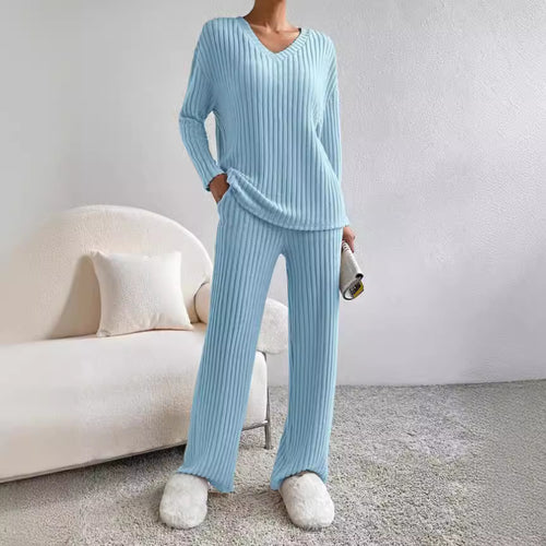 Damen Strickanzug mit V-Ausschnitt und feinem Rippdesign R&B