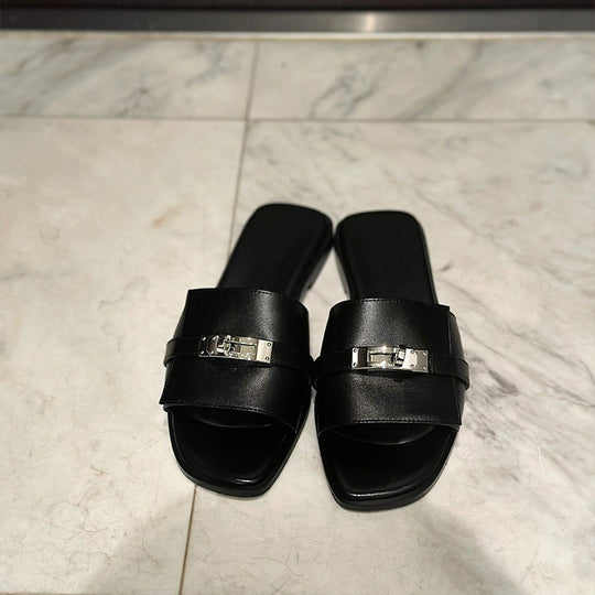 Damen Riemensandalen mit eleganter Schnallenverzierung und bequemer Fußbettgestaltung R&B