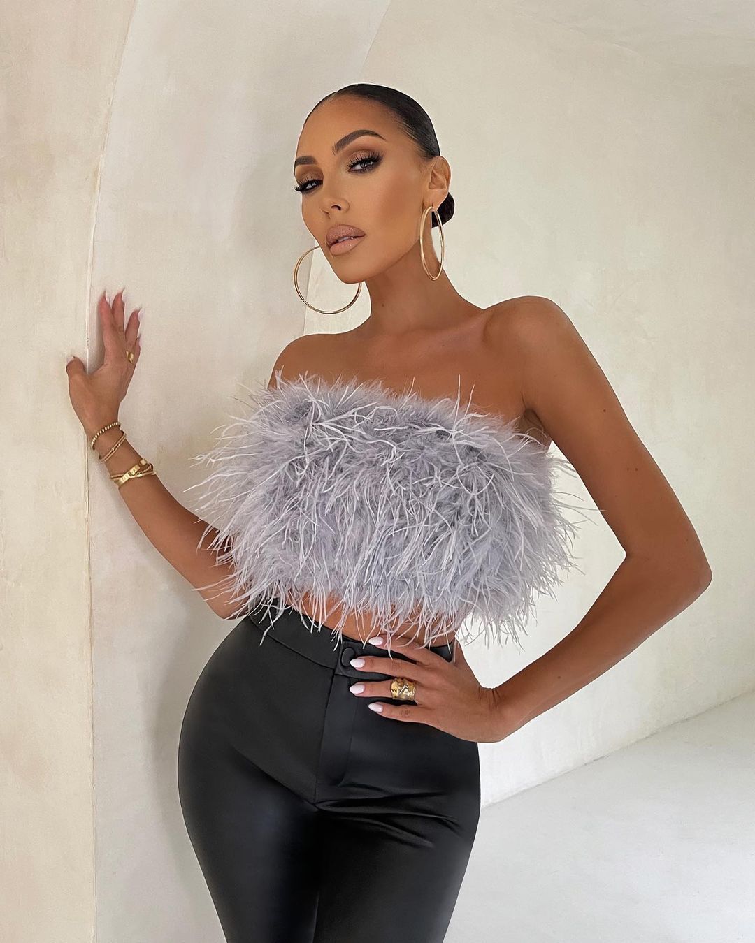 Damen Glamouröses Plüsch-Top mit abnehmbaren Trägern und fransigen Details R&B