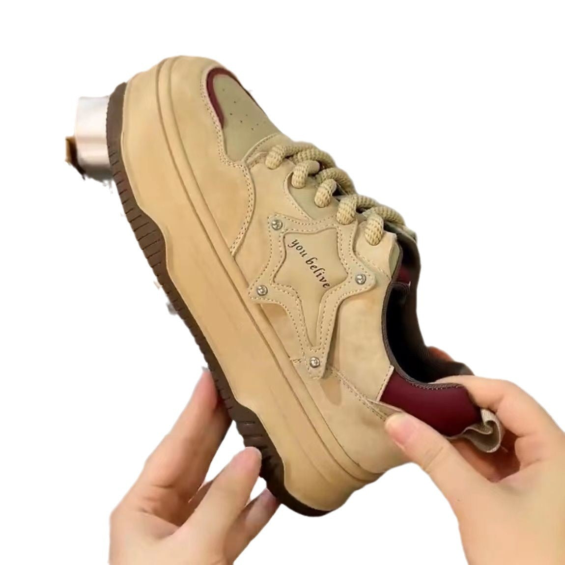 Damen Plateau Sneakers mit Sternen-Design von