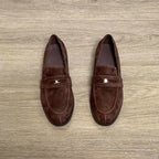 Damen Loafer aus hochwertigem Wildleder mit elegantem Schnallen-Detail R&B
