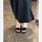 Damen flache Mules mit breiten Riemen R&B