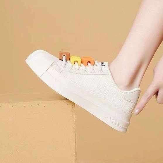 Damen Sneakers mit trendigem Gummizug und Softsohle R&B