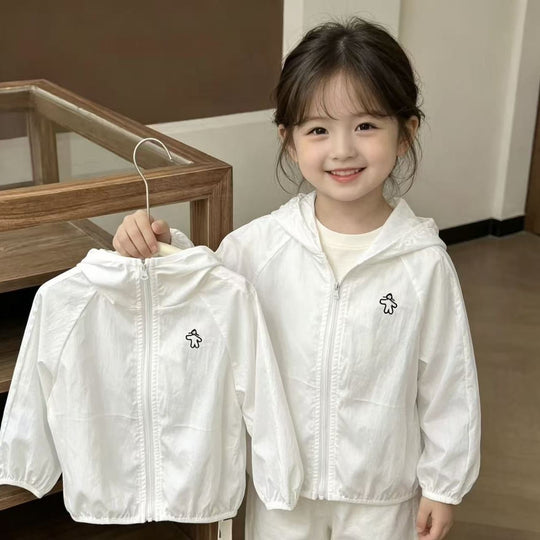 Unisex nan leichte Kapuzen-Jacke für Kleinkinder mit elastischen Bündchen und Frontreißverschluss R&B