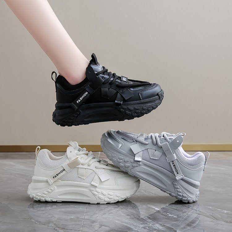 Damen Sportliche Sneakers mit modernem Mesh-Obermaterial und luftiger Sohle R&B
