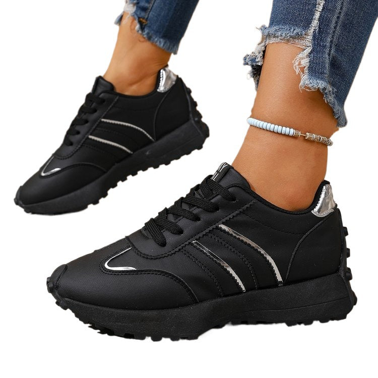 Damen Sportliche Sneakers mit futuristischem Design R&B