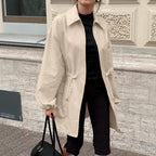 Damen Utility-Jacke im modernen Design mit Gürteldetails und großen Taschen R&B