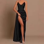 Damen Elegantes Langarm-Maxikleid mit drapierten Details und hohem Schlitz R&B