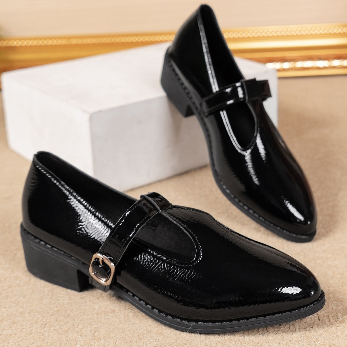 Damen Klassische Ballerinas mit elegantem Riemen R&B