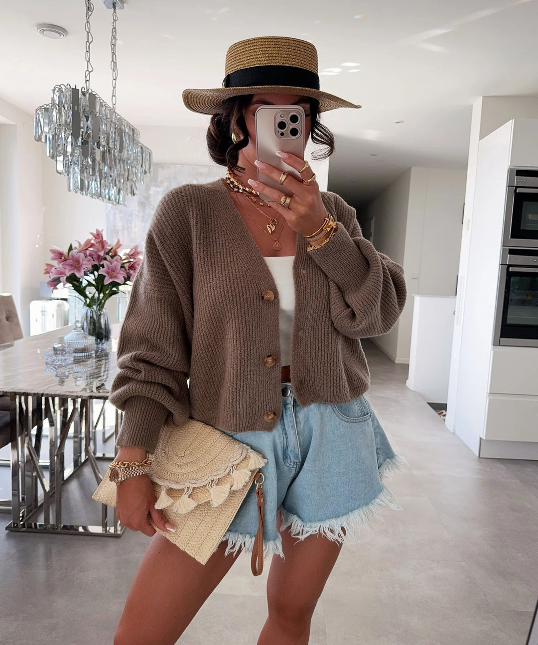 Damen Strickjacke mit voluminösen Ärmeln und hochwertigen Holzknöpfen R&B