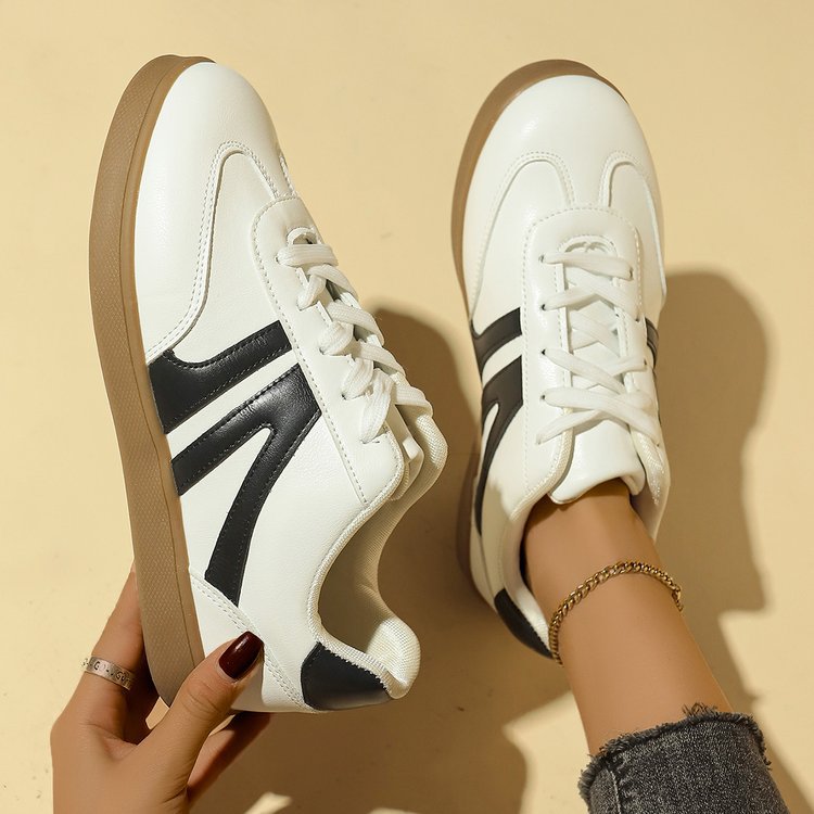 Damen Sneakers im modernen Sportschnitt mit innovativer Sohle R&B