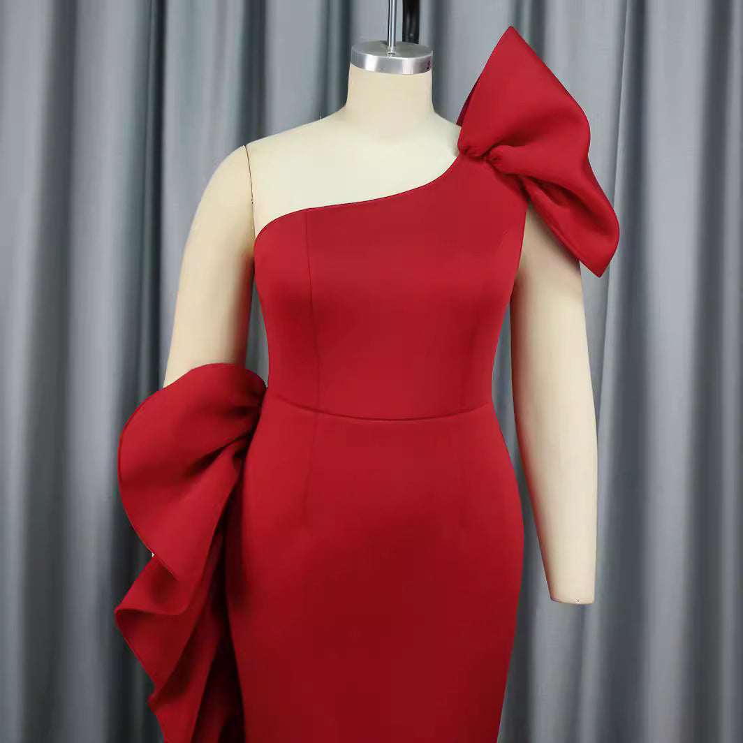 Damen figurbetontes Abendkleid mit asymmetrischem Design und voluminösem Schleifenakzent R&B