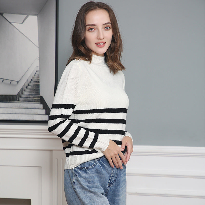 Damen modischer Strickpullover mit Streifenmuster und Knopfdetails