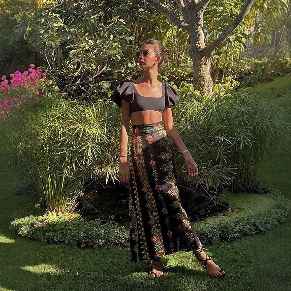 Damen Zweiteiliges Outfit mit kurzem Oberteil und floralem Maxirock R&B