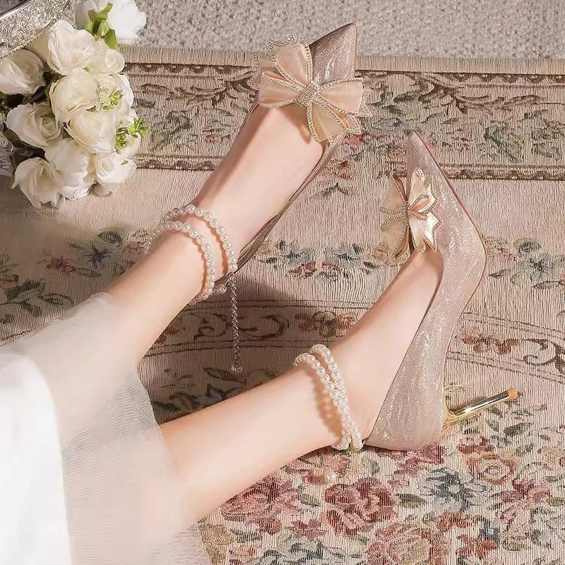 Damen glamouröse High Heels mit elegantem Blumenakzent R&B