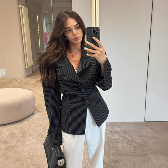 Damen Elegante Blazerjacke mit strukturiertem Nadelstreifen R&B