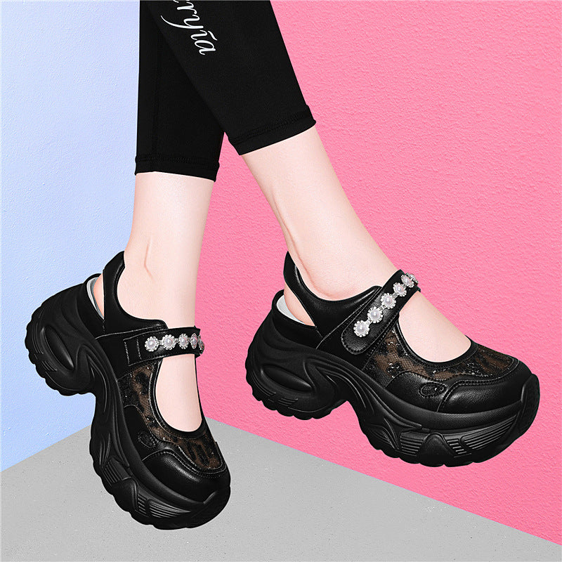 Damen modische Sneaker mit zierlicher Blütenapplikation R&B