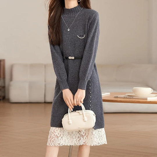 Damen Strickkleid mit dekorativen Knopfdetails und Spitze R&B