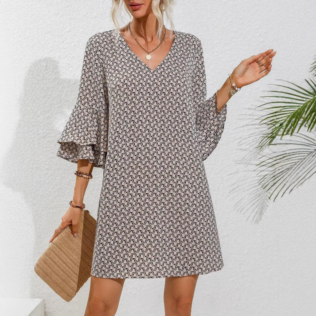 Damen Wickelkleid mit voluminösen Ärmeln und elegantem V-Ausschnitt Heidi-Mode