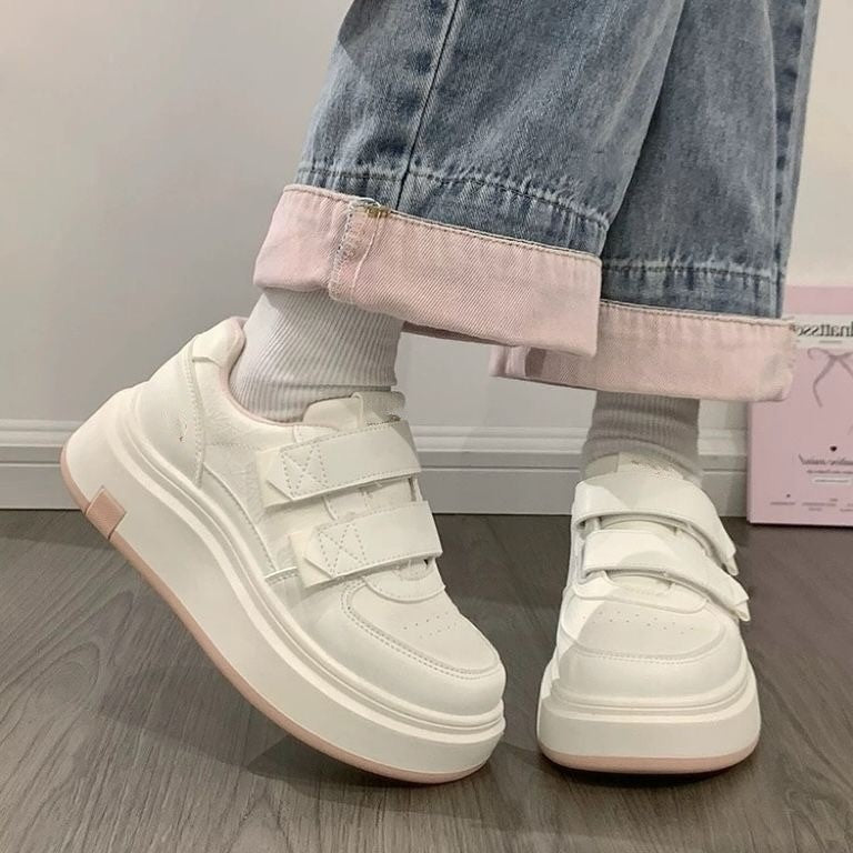 Damen Sportliche Sneakers mit breiter Sohle und elegantem Klettverschluss R&B