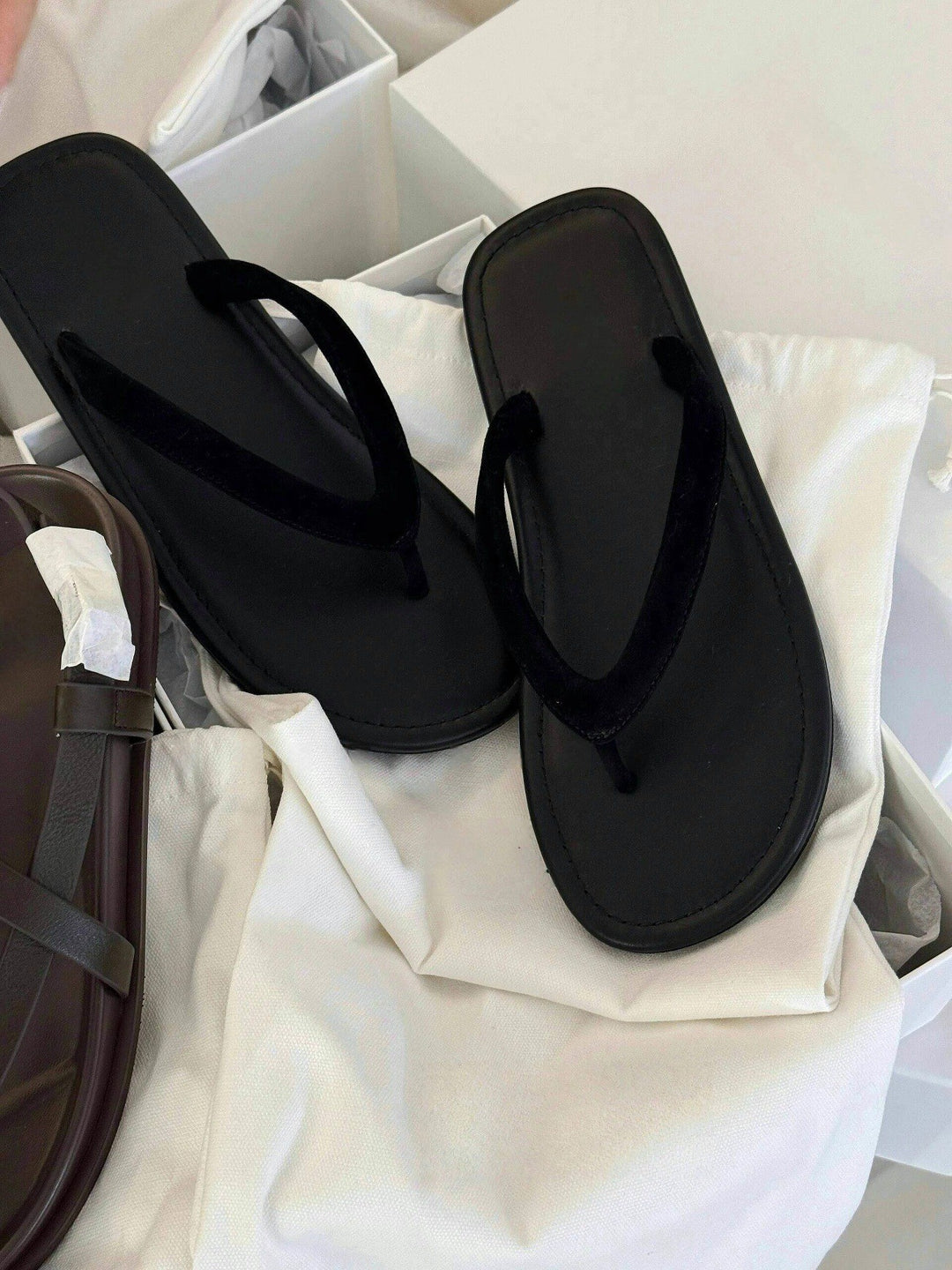 Damen Fußbett Flip-Flops mit rutschfester Sohle und anatomischer Passform R&B